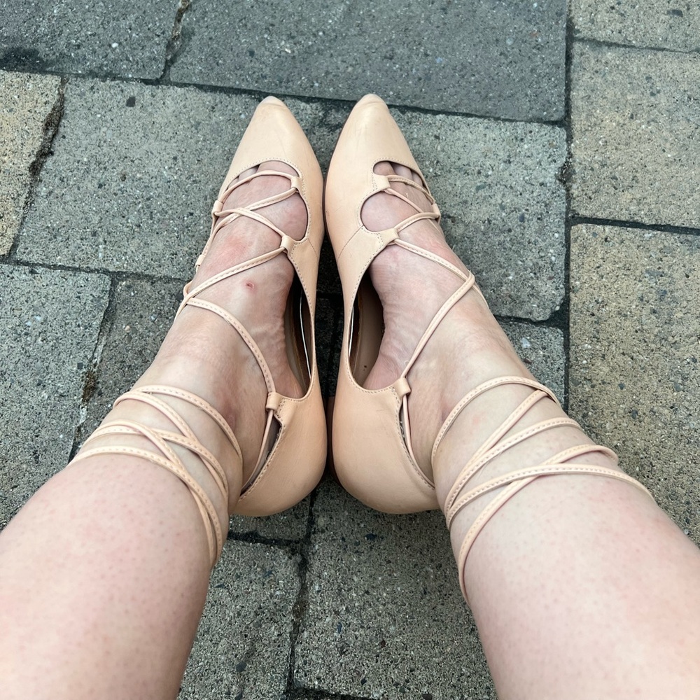 Banana Republic ‘Allie’ Lace Up Pointed Ballet Flats Sz 7 Pink/Nude